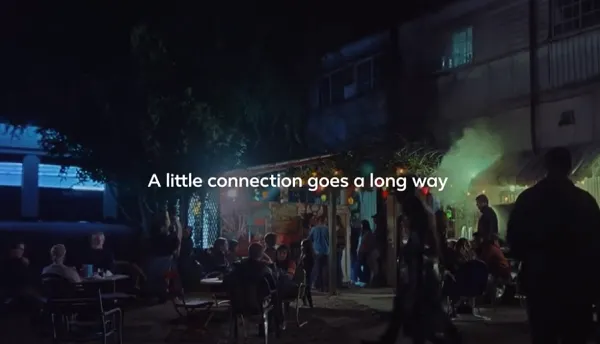 Fb’s New TV Ad Highlights In-App Connection